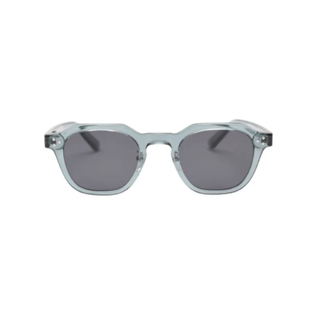 Transparent frame round sunglasses with UV400 protection by Crown Eyewear