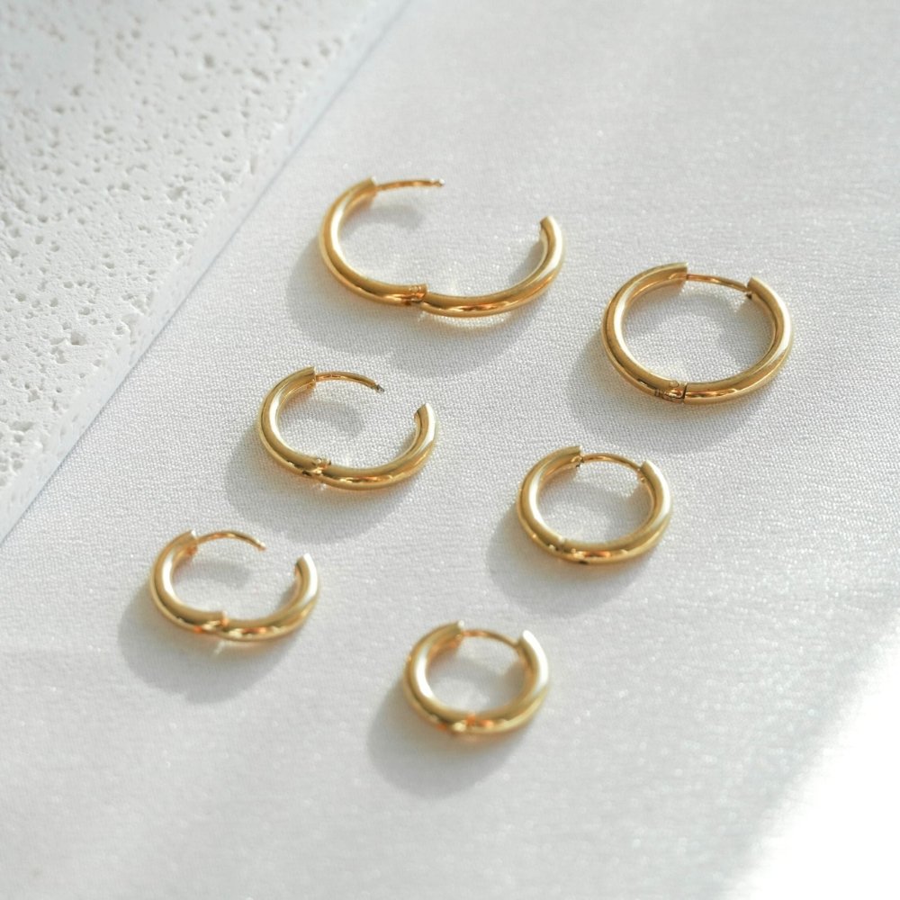 Eyewear Triple Hoop Earrings Set – 18K Gold Plated