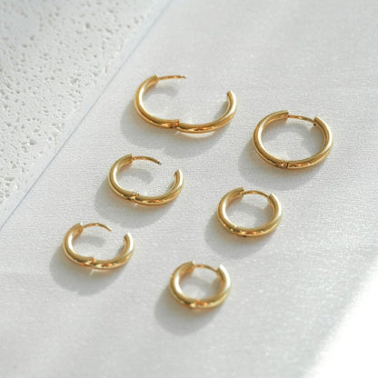 Eyewear Triple Hoop Earrings Set – 18K Gold Plated