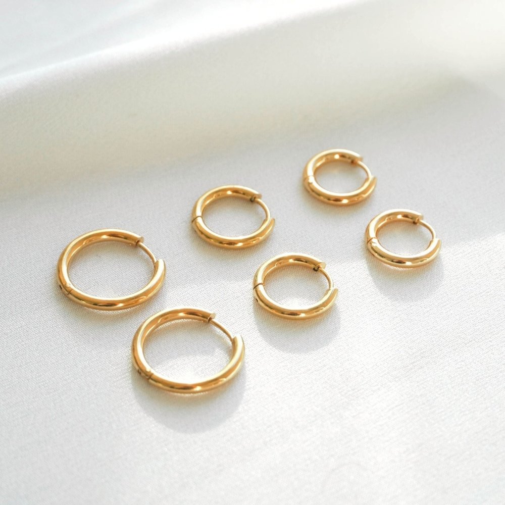 Eyewear Triple Hoop Earrings Set – 18K Gold Plated