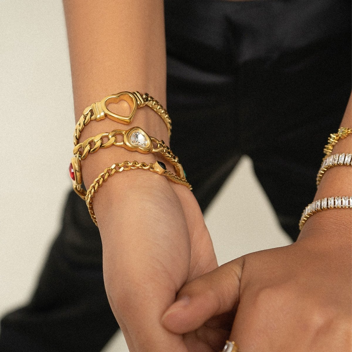 Eyewear Minimal Heart 18K Gold Plated Bracelet