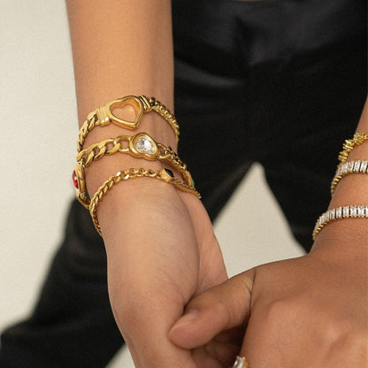 Eyewear Minimal Heart 18K Gold Plated Bracelet